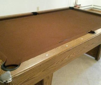 8' pool table & extras